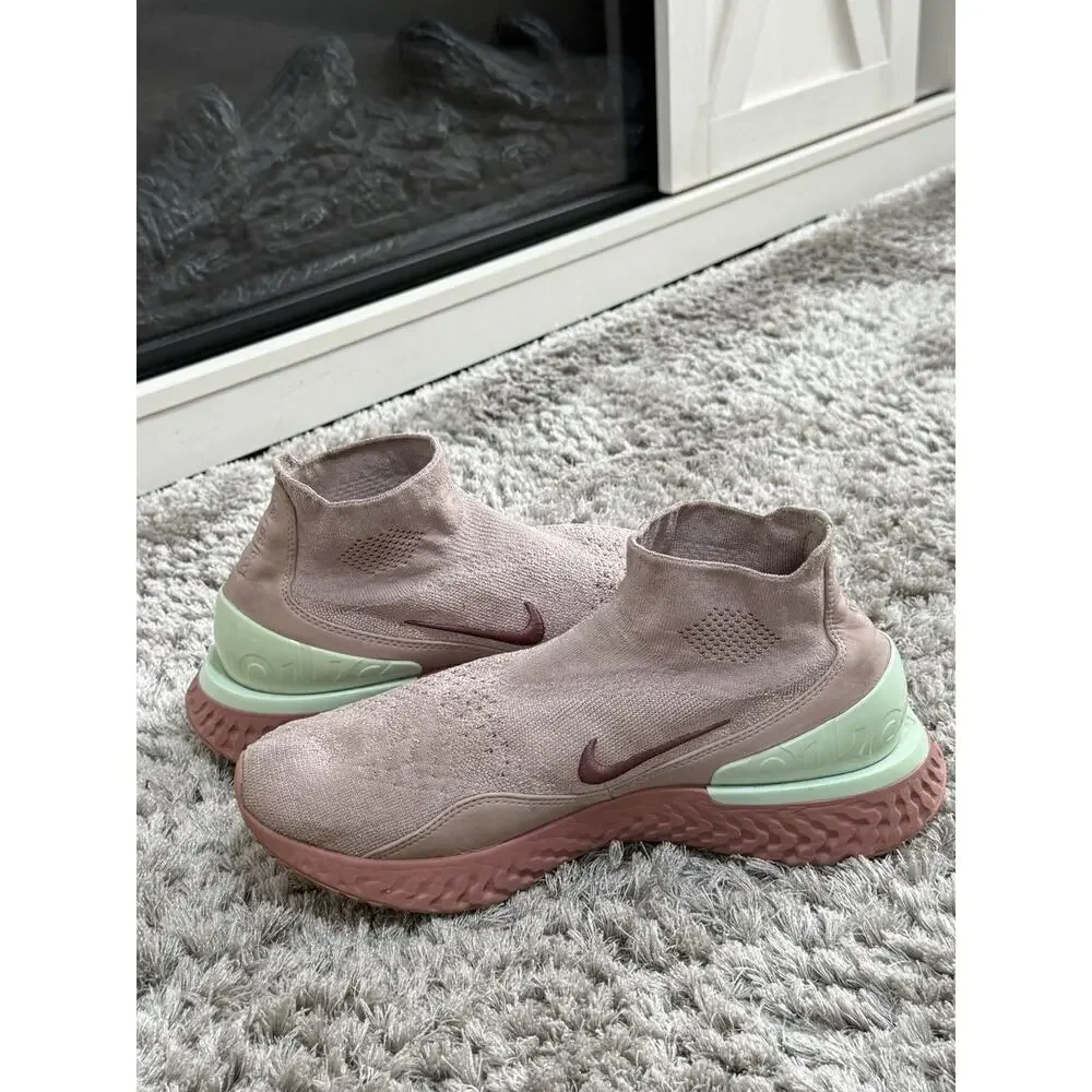 Nike Rise React Flyknit Smokey Mauve Womens Size 11 Running Shoes AV5553-226